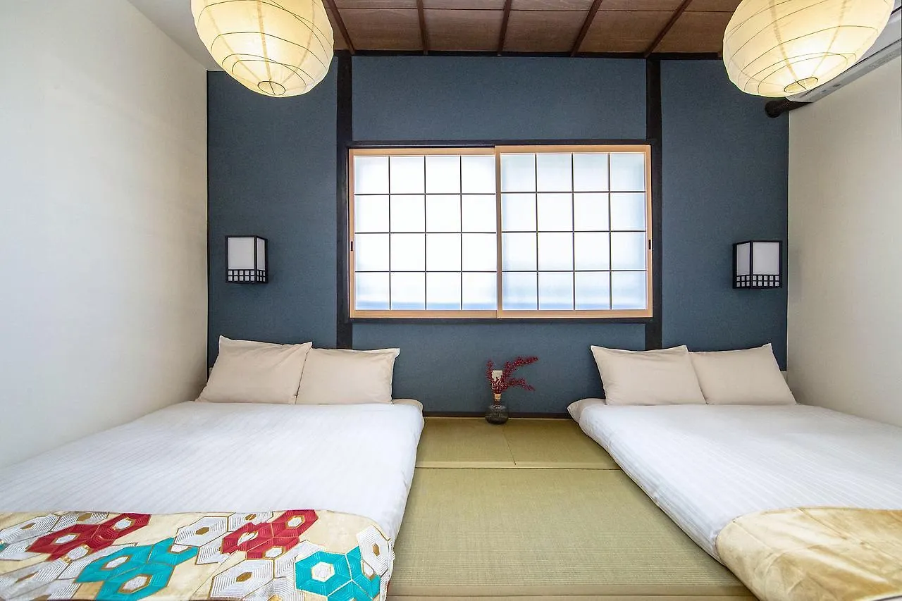 Zebrahouse Abeno Villa Osaka 0*,  Giappone